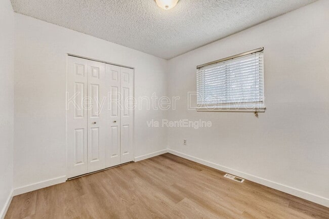 Building Photo - 738 S Nome St