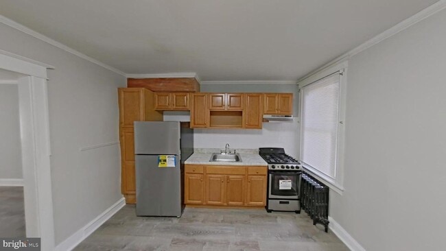 Building Photo - 6459 N 16th St