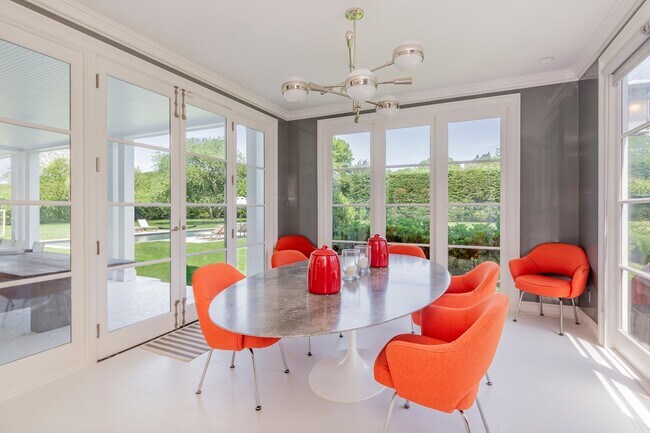 Building Photo - 59 First Neck Lane