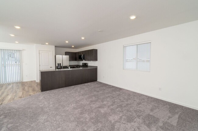 Building Photo - Brand New Home - 3bdrm 2.5ba - The Reserve in the Pines - La Pine, OR
