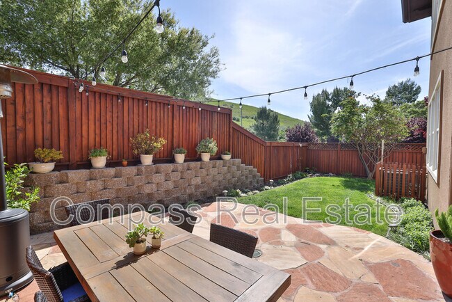 Building Photo - 4398 Trailside Way