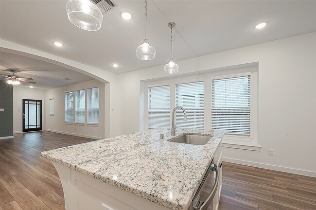 Building Photo - 516 Timber Voyage Ct