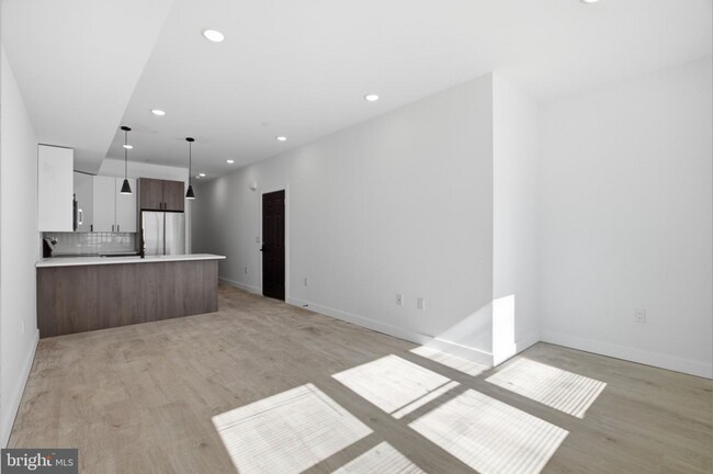Building Photo - 2346 N 16th St