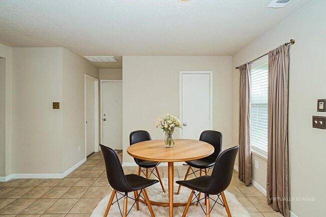 Building Photo - 29310 Hickory Terrace Dr