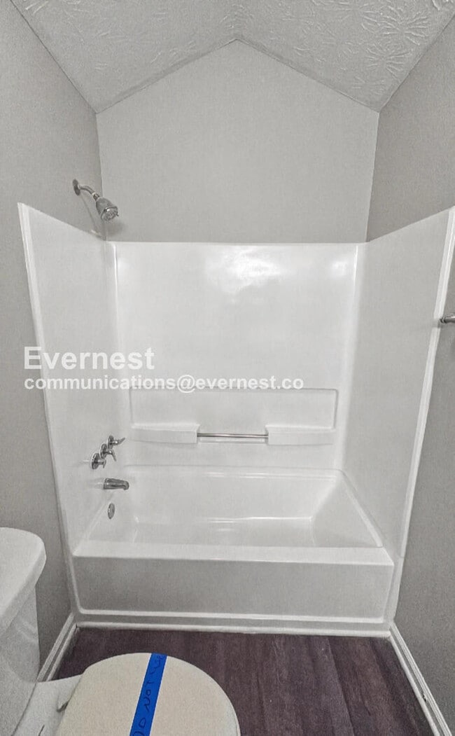 Building Photo - 1069 Estates Ct