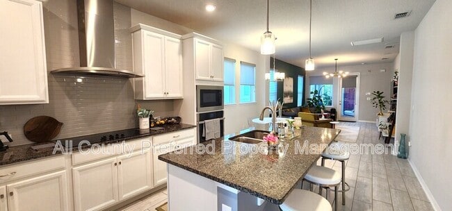 Building Photo - 14143 Centerline Dr