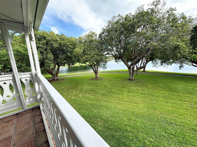 Building Photo - 10521 Mahogany Key Cir