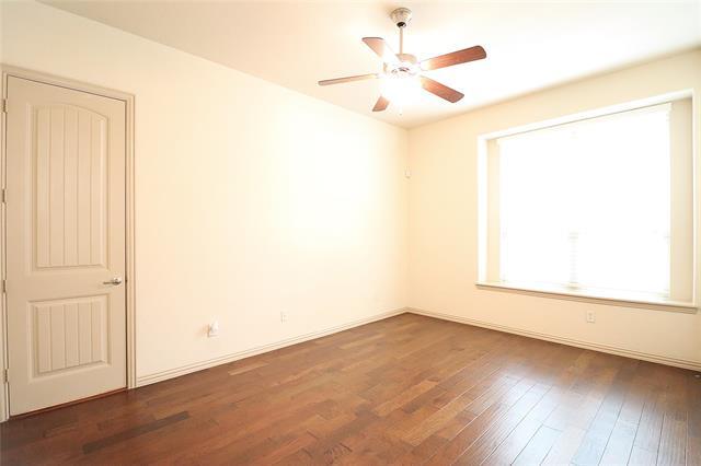Building Photo - 2467 Embleton Dr