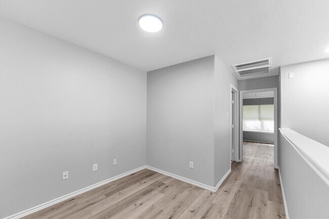 Building Photo - 16007 Sandy Path Ln