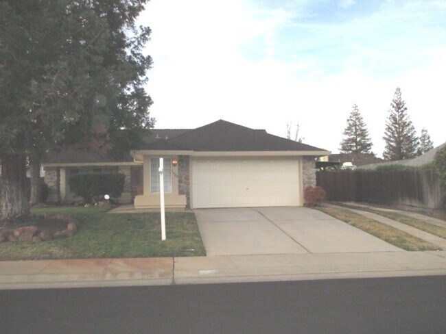 Primary Photo - Woodcreek Oaks area home.