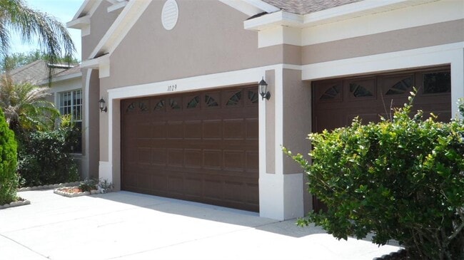 Building Photo - 1029 Millebourne Way