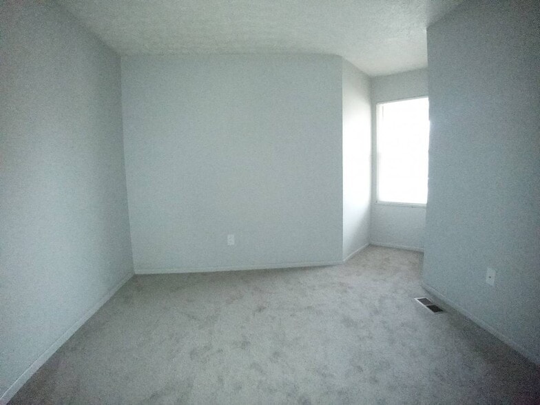 Building Photo - 3941 Millstone Rd