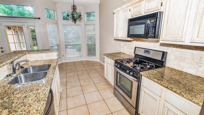 Building Photo - 171 E Pathfinders Cir