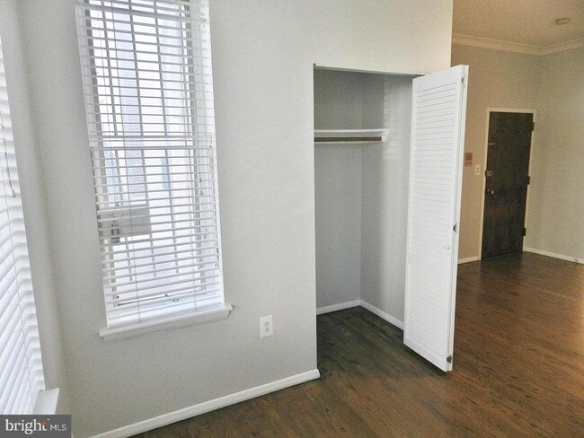 Building Photo - 2120 N St NW