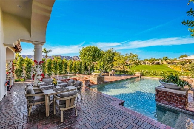 Building Photo - 48385 Vista Calico