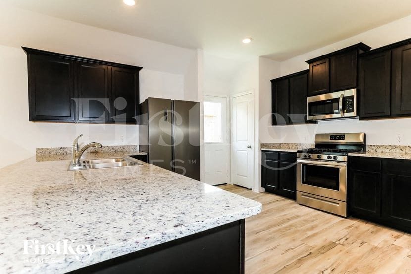 Building Photo - 18467 Cobalt Cove Ln