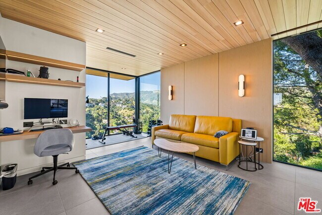 Building Photo - 5671 Spreading Oak Dr