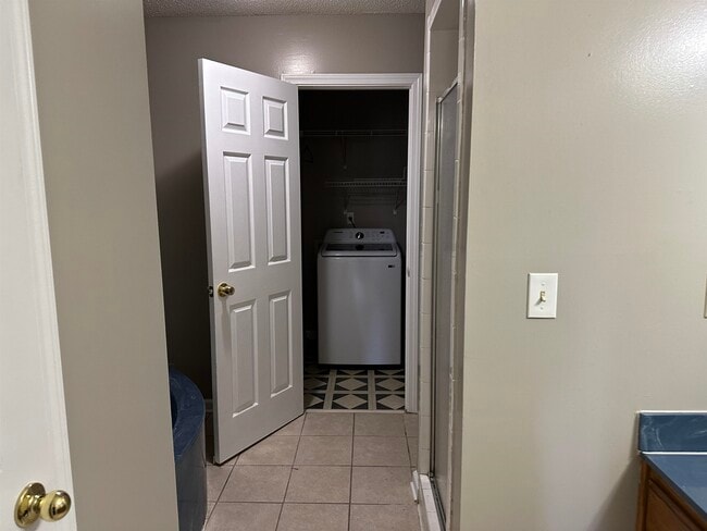 Building Photo - 2545 Turnage Valley Dr