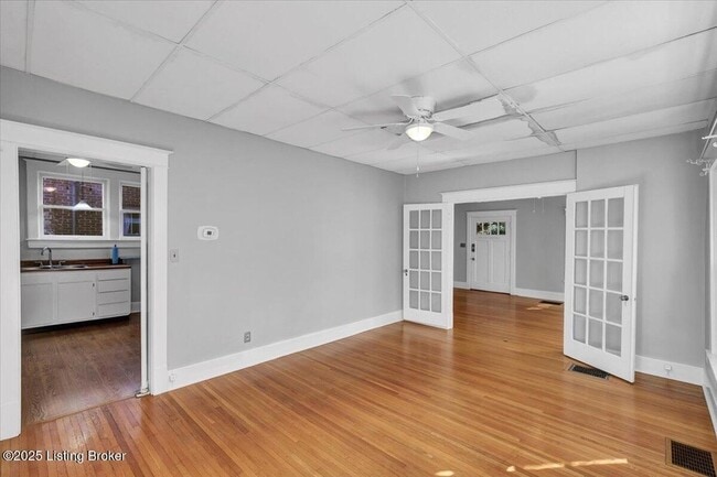 Building Photo - 2059 Alta Ave