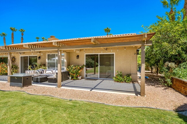 Building Photo - 76941 Coventry Cir