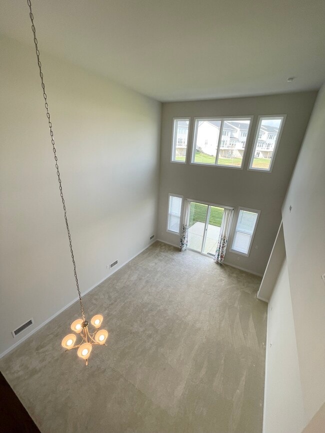 Building Photo - 1104 Whipple Rd