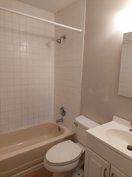 Building Photo - 5619 Lime Rd