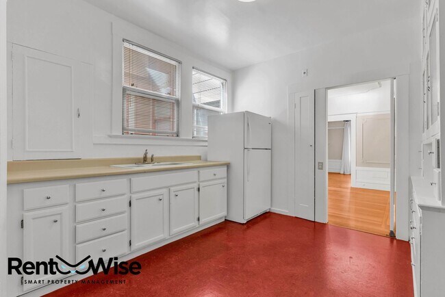 Building Photo - 790-792 9th Ave. San Francisco