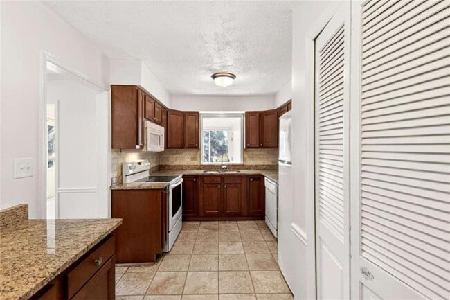 Building Photo - 159 Elysian Way NW