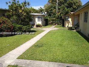 Primary Photo - 2165 Bay Dr