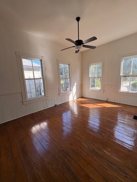 Building Photo - 602 14th St