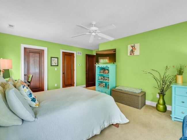 Building Photo - 106 Michigan Ct