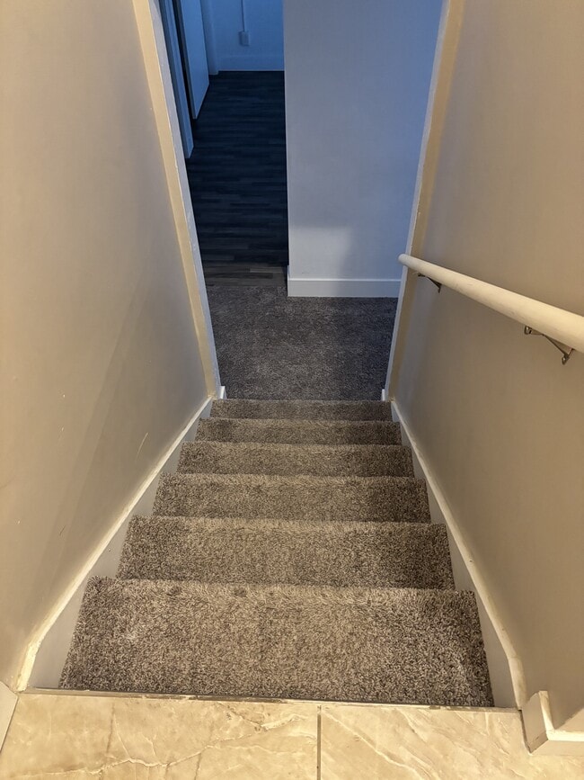 Building Photo - 672 S 3000 W