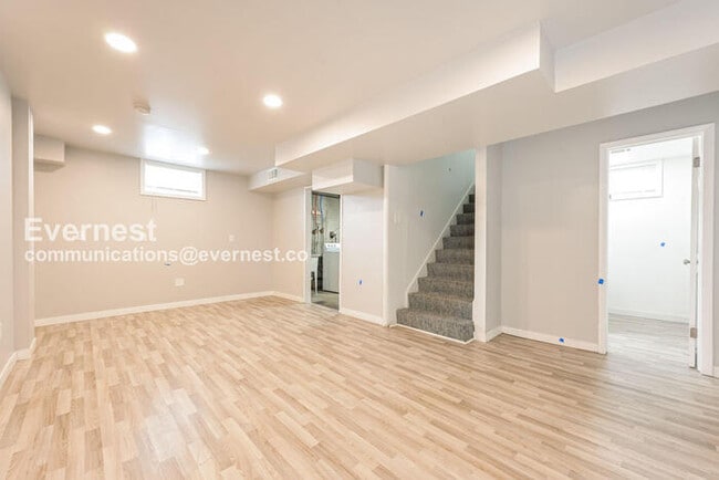 Building Photo - 1561 S Zuni St