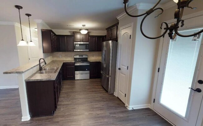 Building Photo - 1037 Orvil Smith Rd