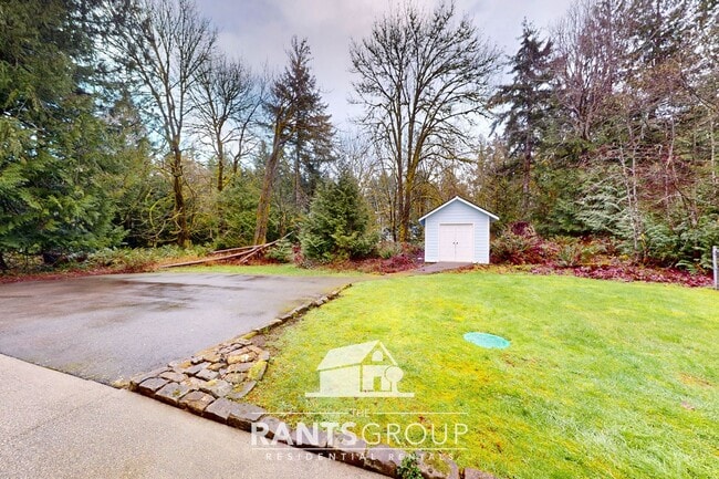 Building Photo - Spacious 3-Bed / 2-Bath Home on 2.5 Private Acres – Cooper Point