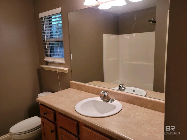 Building Photo - 9530 Fox Hunter Ct E