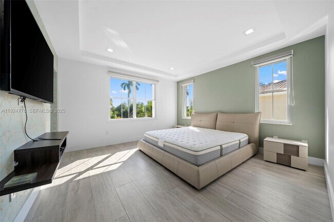 Building Photo - 1549 Breakwater Terrace