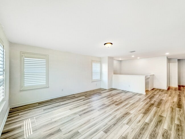 Building Photo - 3319 Taurus Sky