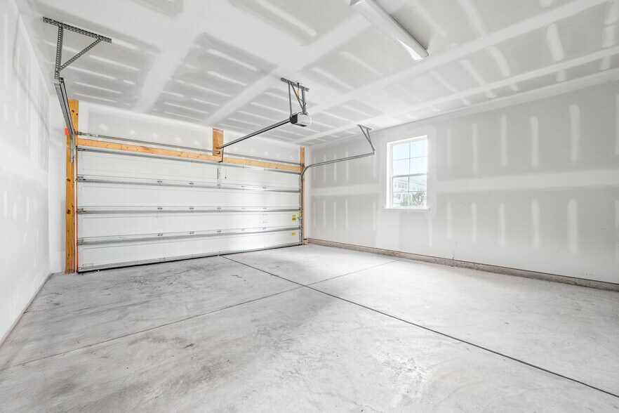 Building Photo - 4323 Reed Creek Dr