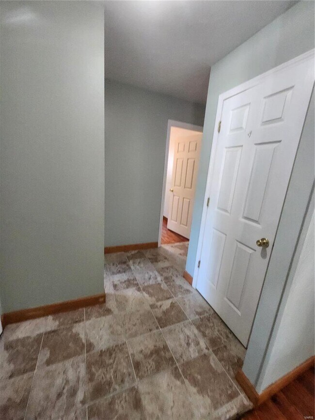 Building Photo - 2332 Viminal Ct