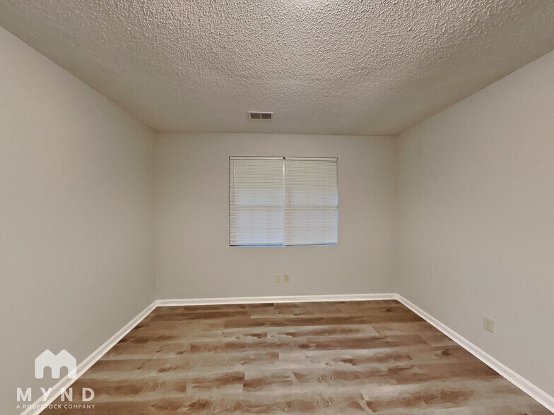 Building Photo - 149 Pearl Hand Dr