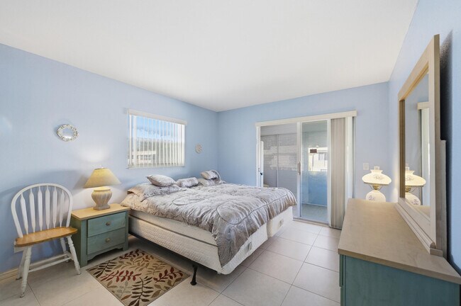 Building Photo - 669 Saxony Trail