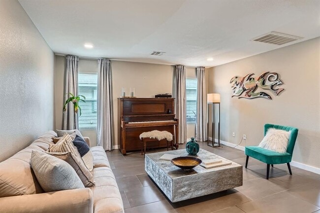 Building Photo - 18021 Prairie Verbena Ln