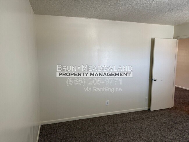 Building Photo - 4409 Bruhin Rd