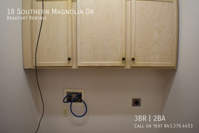 Building Photo - 18 Southern Magnolia Dr