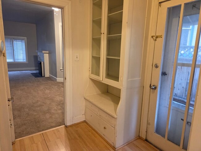 Building Photo - 1250 E 100 S