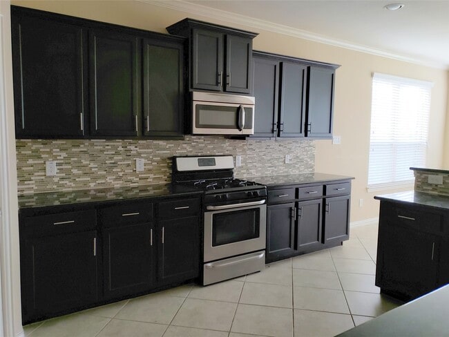 Building Photo - 8818 Cornina Dr