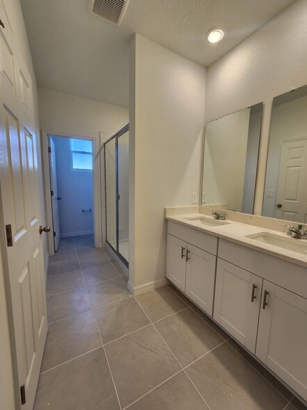 Master Bath - 4658 Homestead Trl