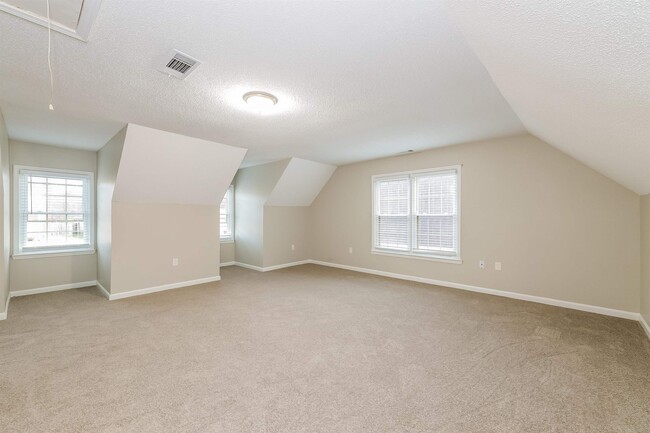 Building Photo - 4851 Harvest Knoll Ln