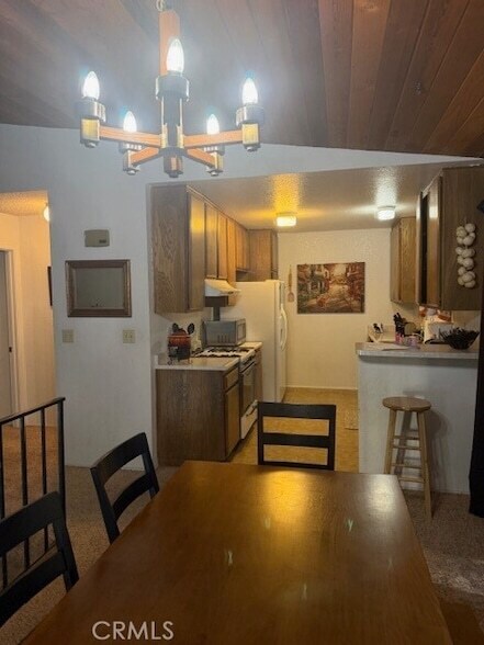 Building Photo - 301 Canyon Crest Ln